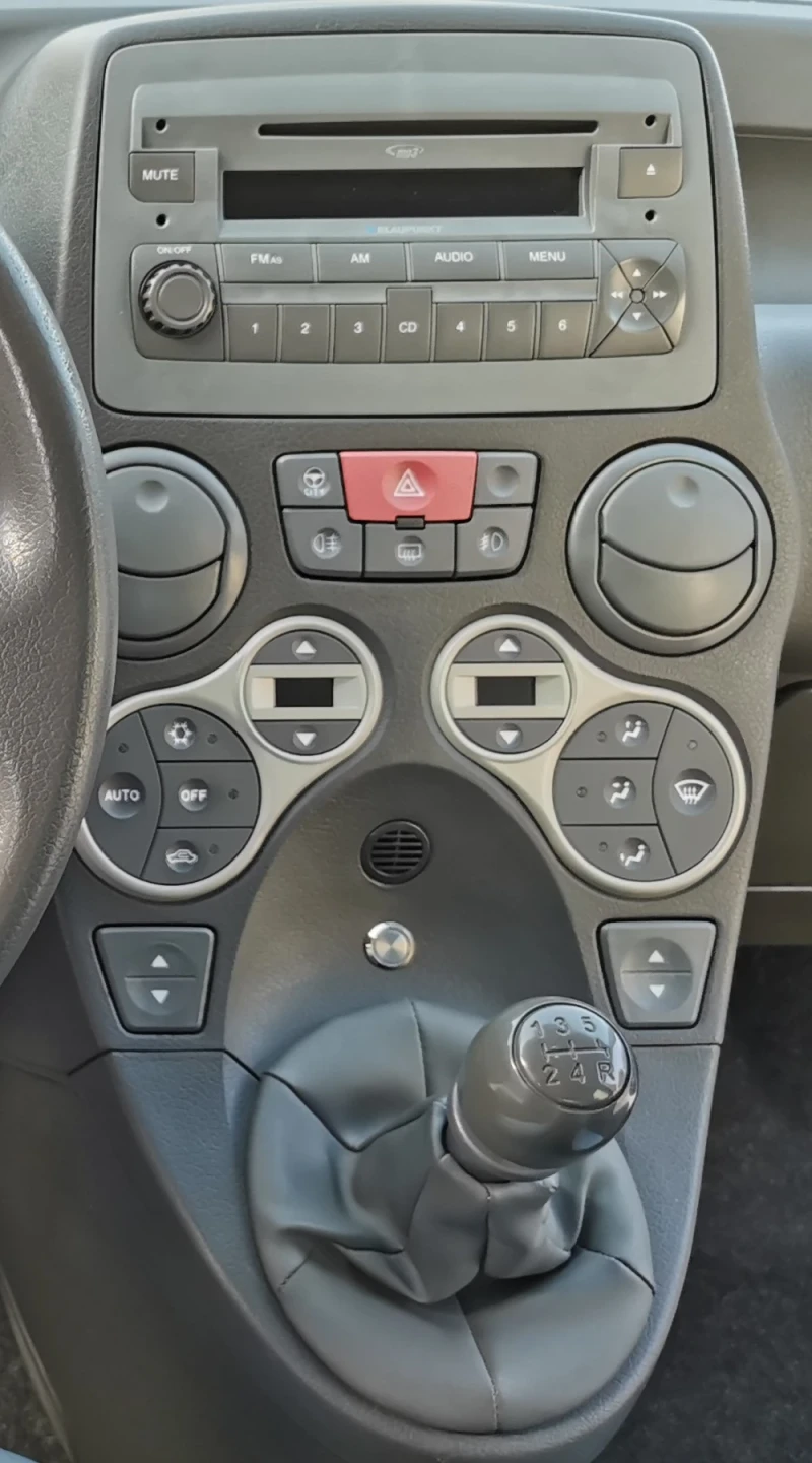 Fiat Panda 4х4 климатроник diesel , снимка 9 - Автомобили и джипове - 52635829