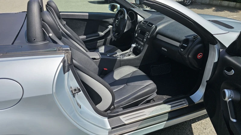 Mercedes-Benz SLK 280 V6 7gTronic, снимка 15 - Автомобили и джипове - 51509357