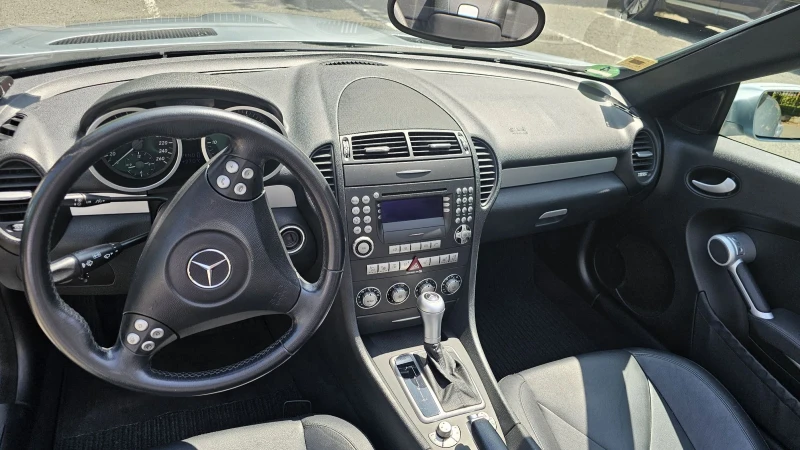 Mercedes-Benz SLK 280 V6 7gTronic, снимка 10 - Автомобили и джипове - 51509357