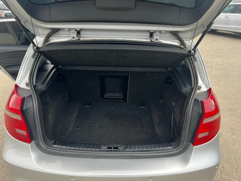 BMW 120 120i LCI M-Pack, снимка 10 - Автомобили и джипове - 52205143