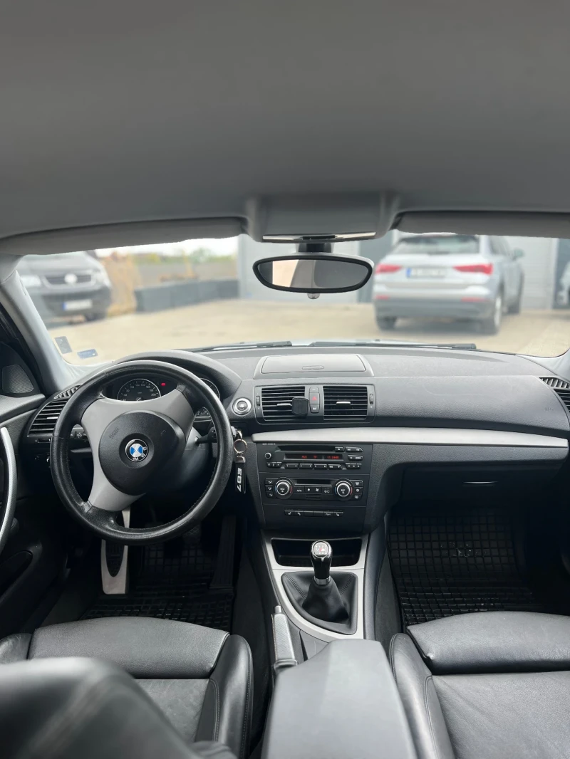 BMW 120 120i LCI M-Pack, снимка 7 - Автомобили и джипове - 52205143