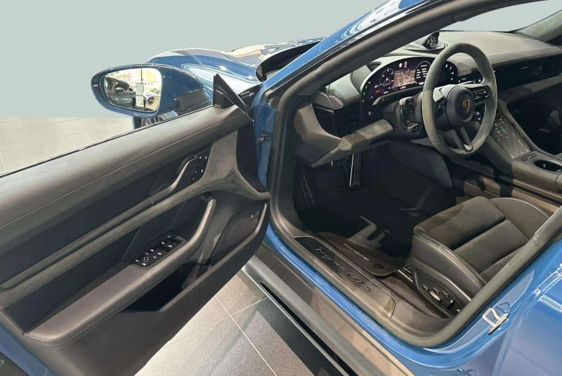 Porsche Taycan GTS, снимка 5 - Автомобили и джипове - 52709673