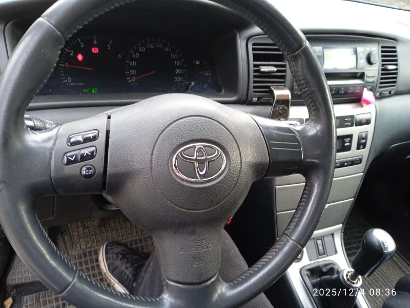 Toyota Corolla, снимка 7 - Автомобили и джипове - 52829458