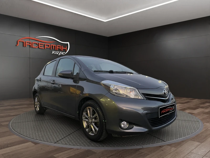 Toyota Yaris 1.0I , снимка 2 - Автомобили и джипове - 52938618
