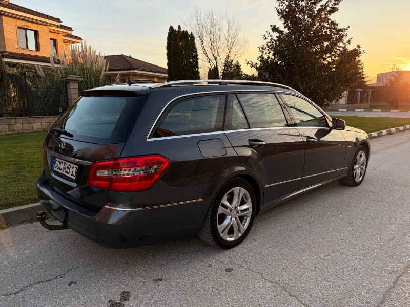 Mercedes-Benz E 200 Avantgarde!, снимка 3 - Автомобили и джипове - 52940303