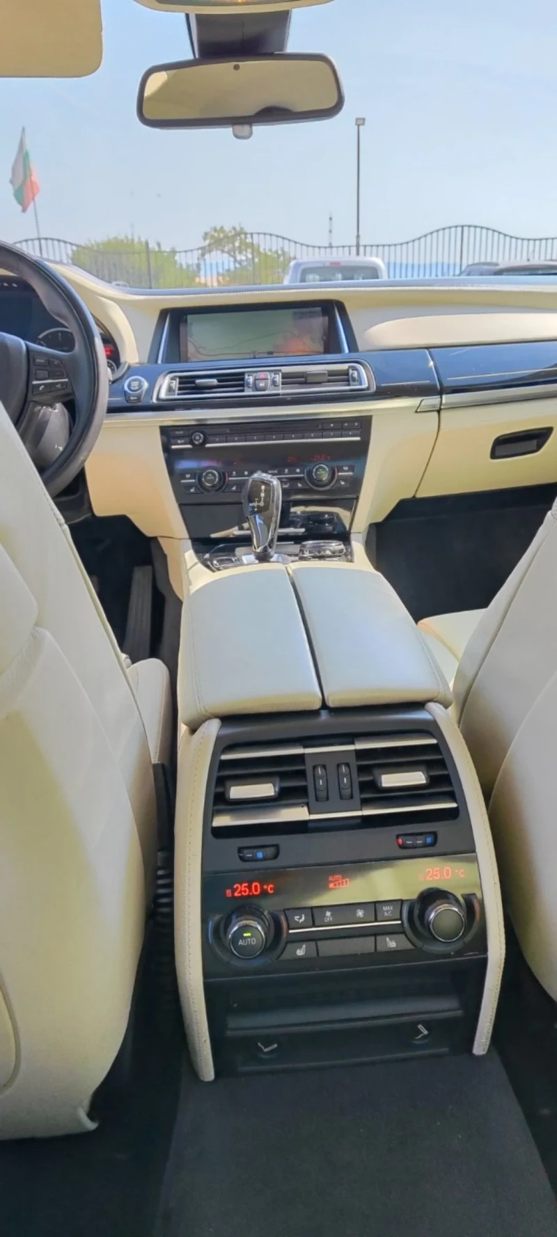 BMW 740 Individual, снимка 12 - Автомобили и джипове - 52950480