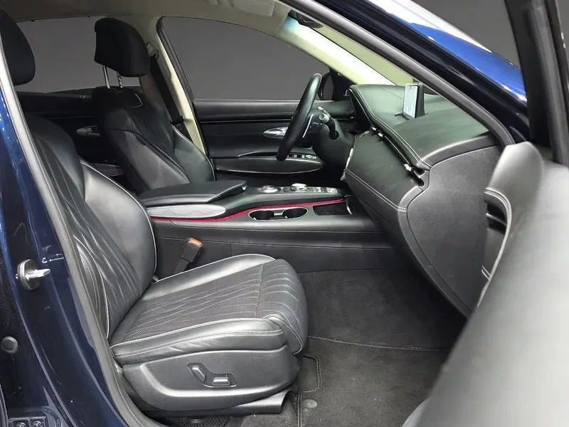 Genesis GV70 2.5T/DISTRONIC/360 ������/������� �� ����� | Mobile.bg � ����������� 11