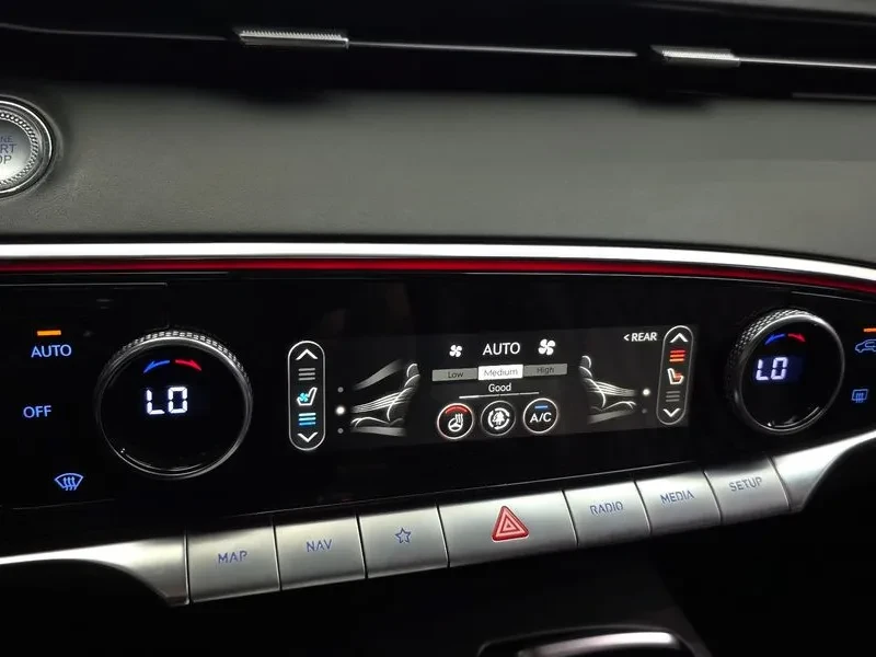 Genesis GV70 2.5T/DISTRONIC/360 ������/������� �� ����� | Mobile.bg � ����������� 17