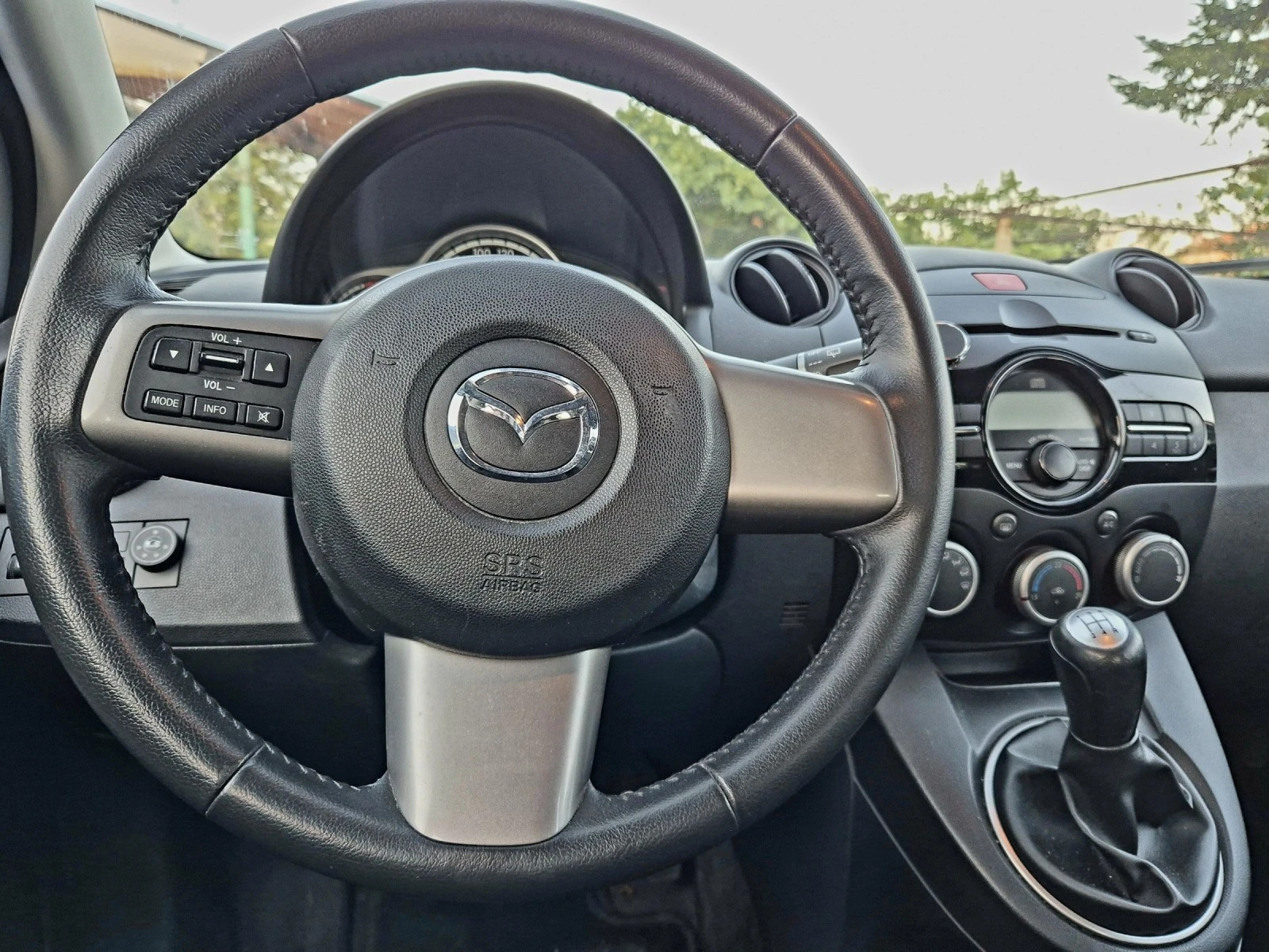 Mazda 2 1.3 газ /бензин - изображение 3