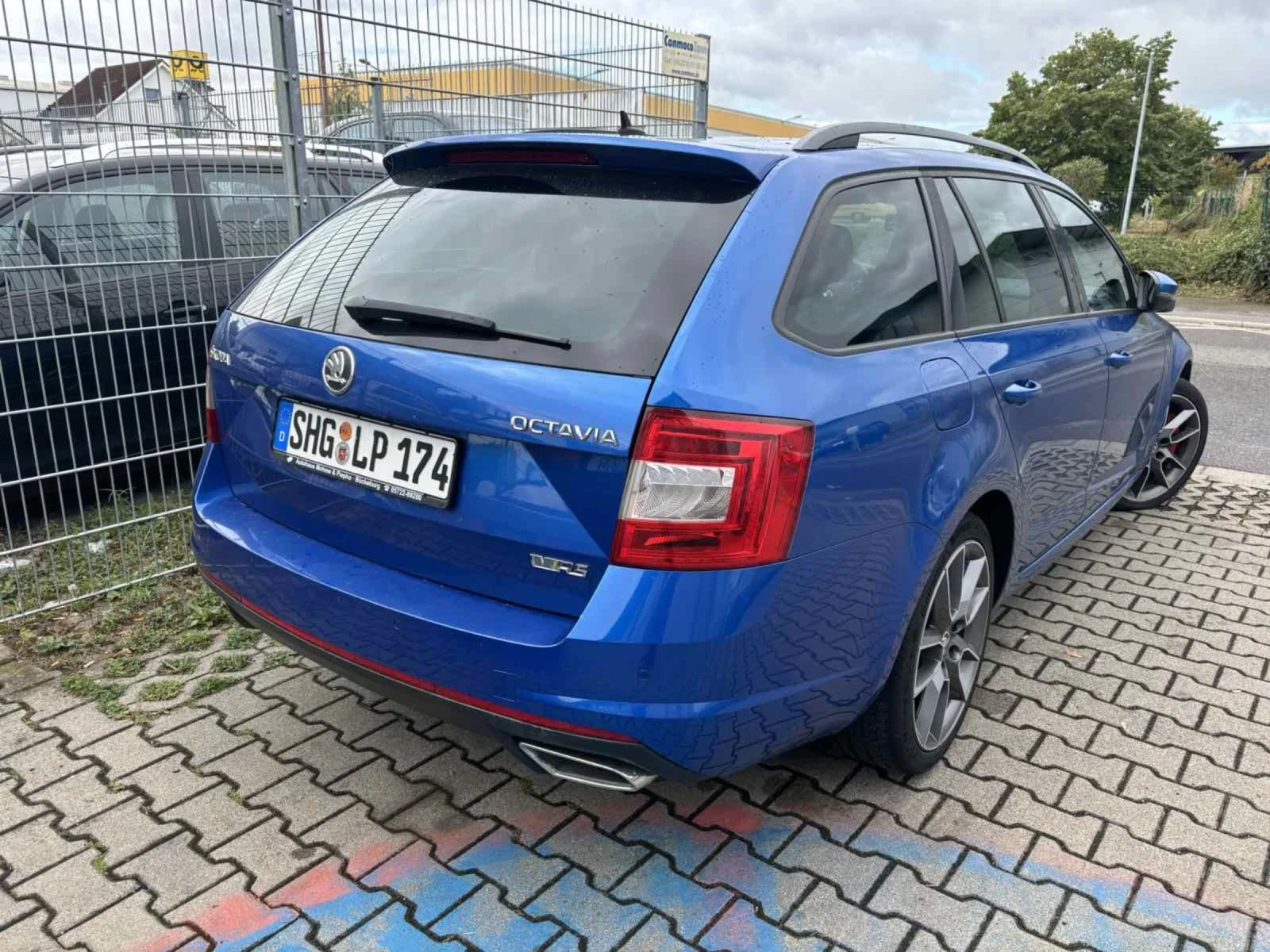 Skoda Octavia 2.0TDI VRS - изображение 3