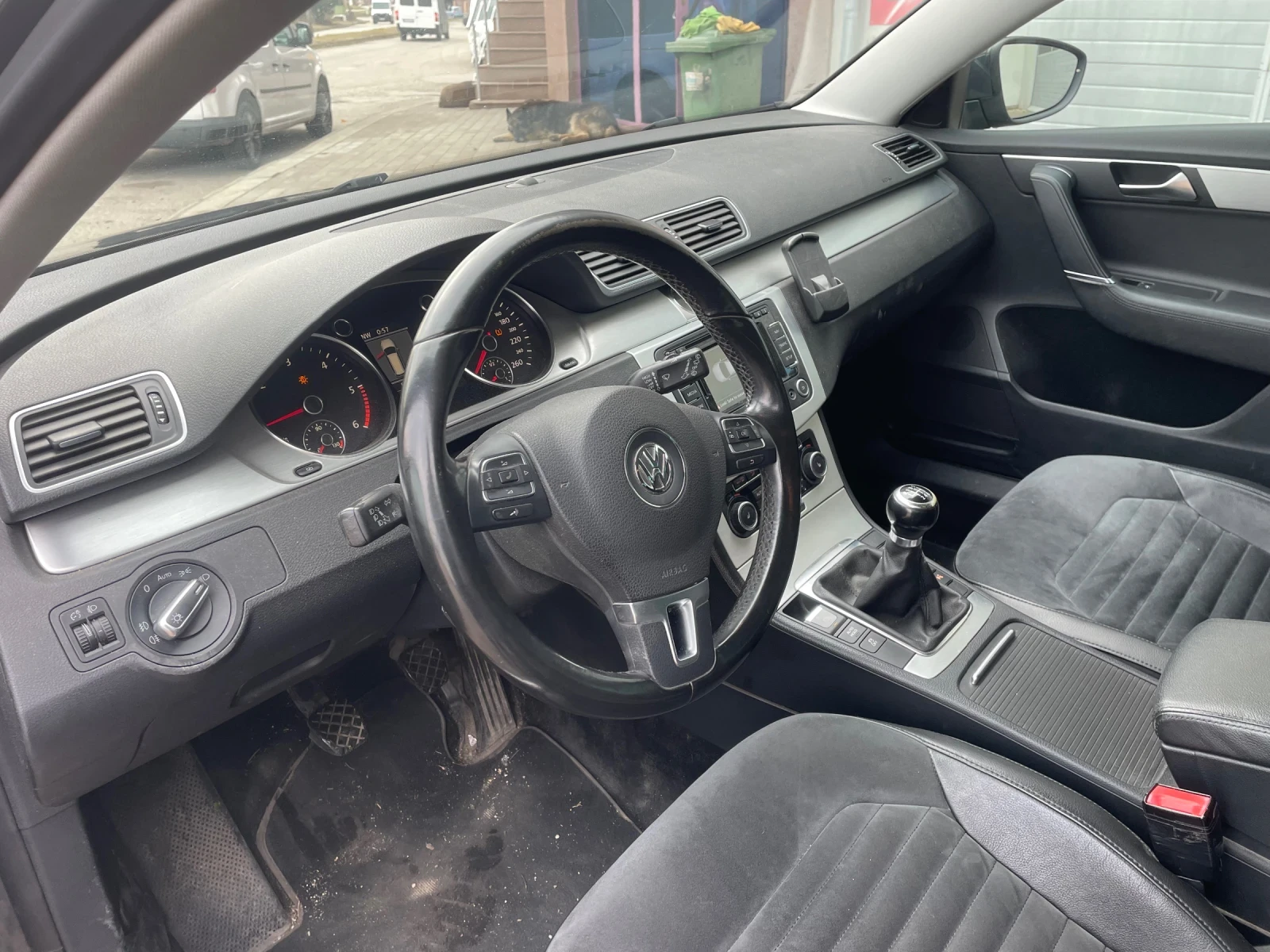 VW Passat 2.0TDI - изображение 8