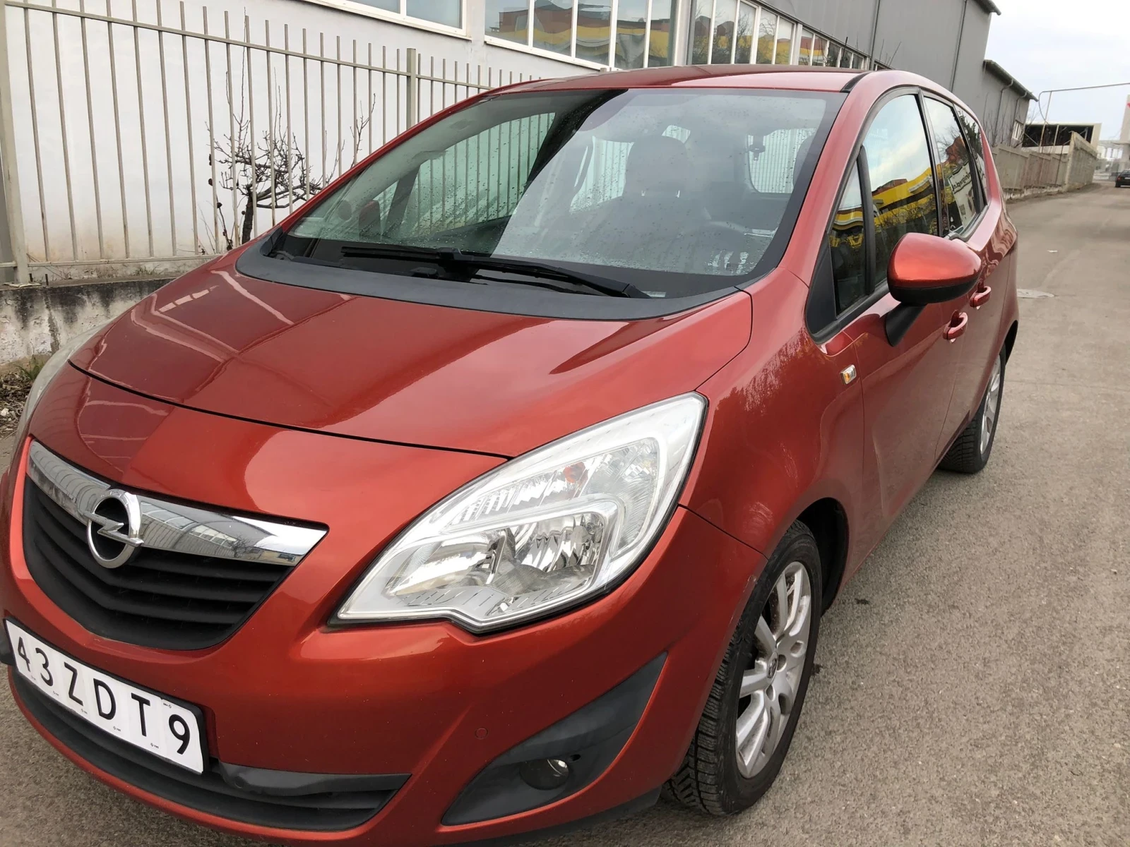 Opel Meriva Нави кожа газ климатроник  - изображение 8