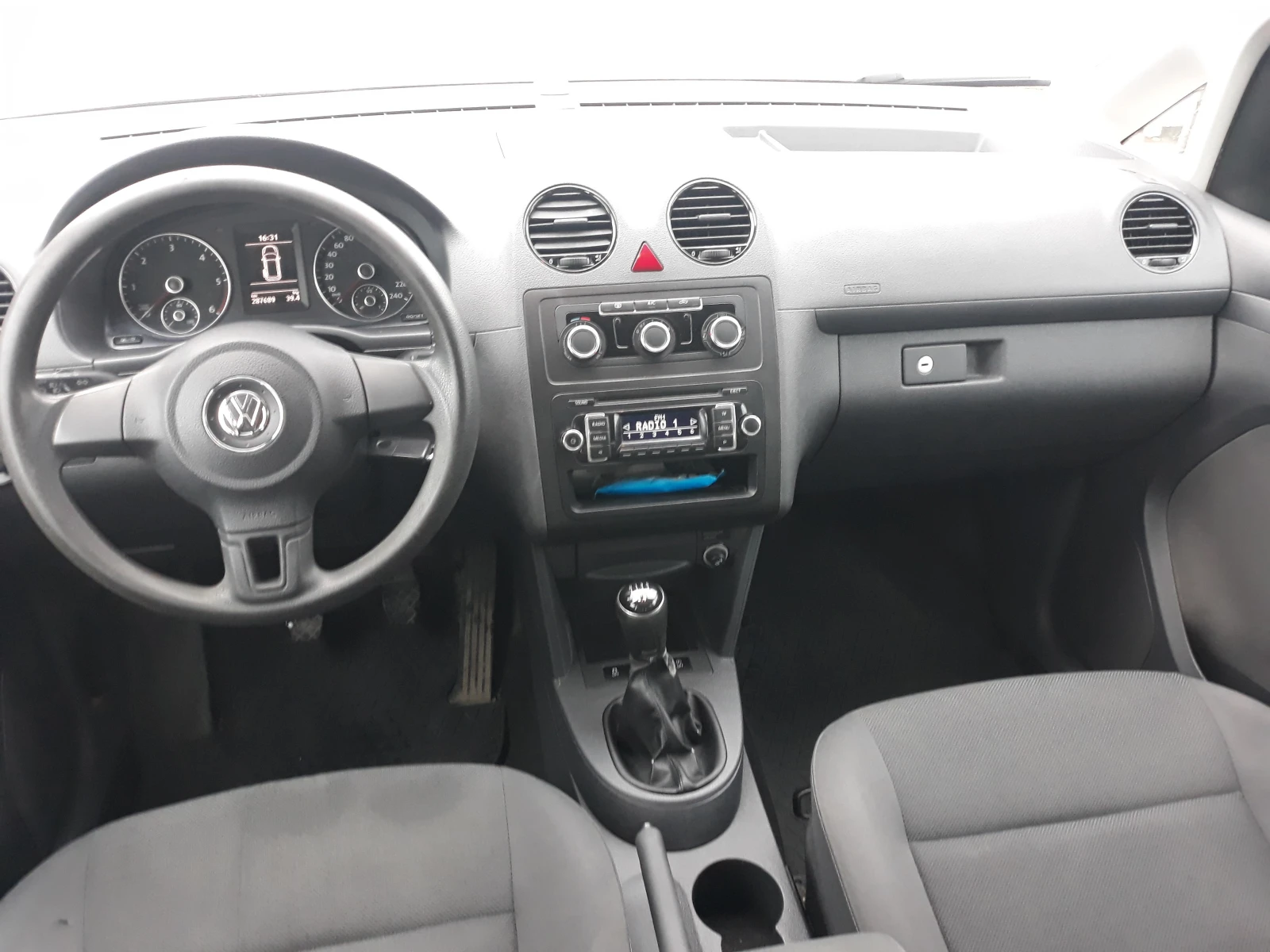 VW Caddy ПЪТНИЧЕСКИ | Mobile.bg — изображение 12