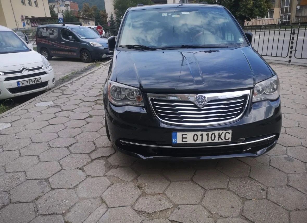 Lancia Voyager | Mobile.bg   1