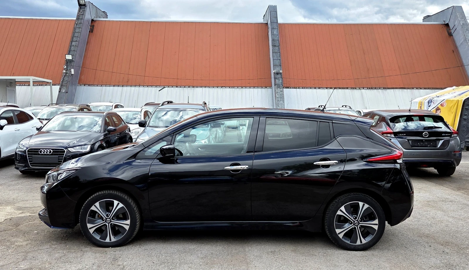 Nissan Leaf  62KWh/Full LED/360^ - изображение 5