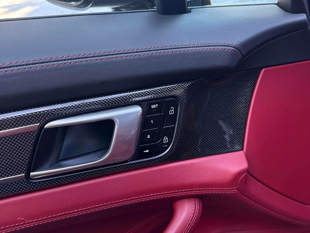 Porsche Panamera / GTS / DISTRONIC / BOSE / HEAD UP / CARFAX - изображение 10