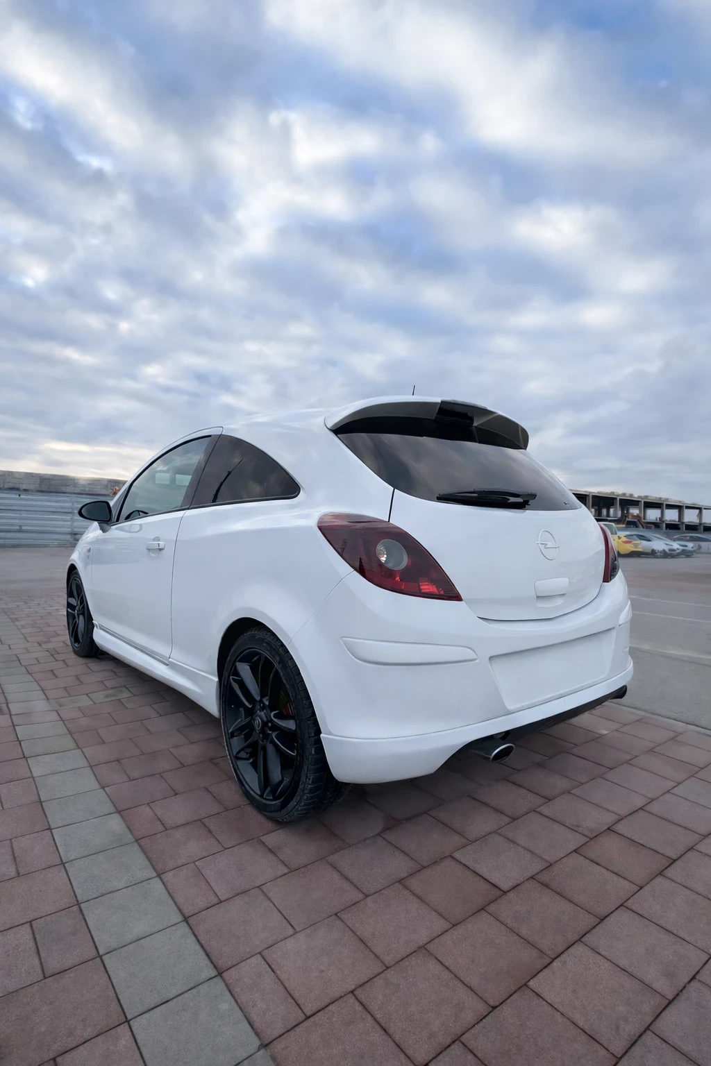 Opel Corsa  - изображение 2