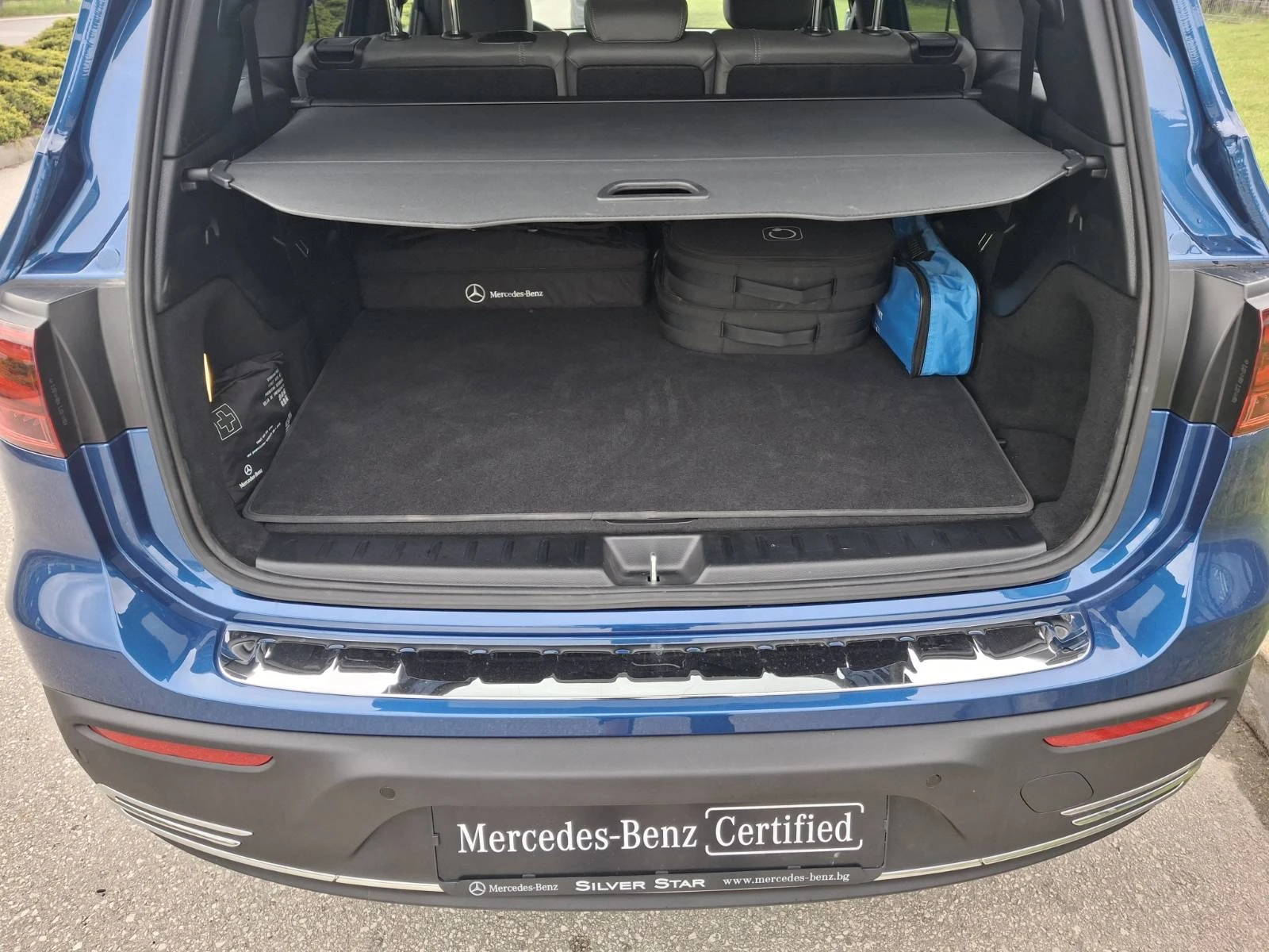Mercedes-Benz EQB 350 4MATIC  6+ 1, снимка 9 - Автомобили и джипове - 53315161