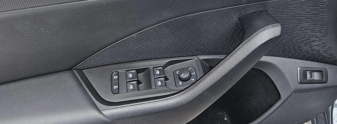 Skoda Octavia 1.5GTEC МЕТАН, снимка 14 - Автомобили и джипове - 54010819