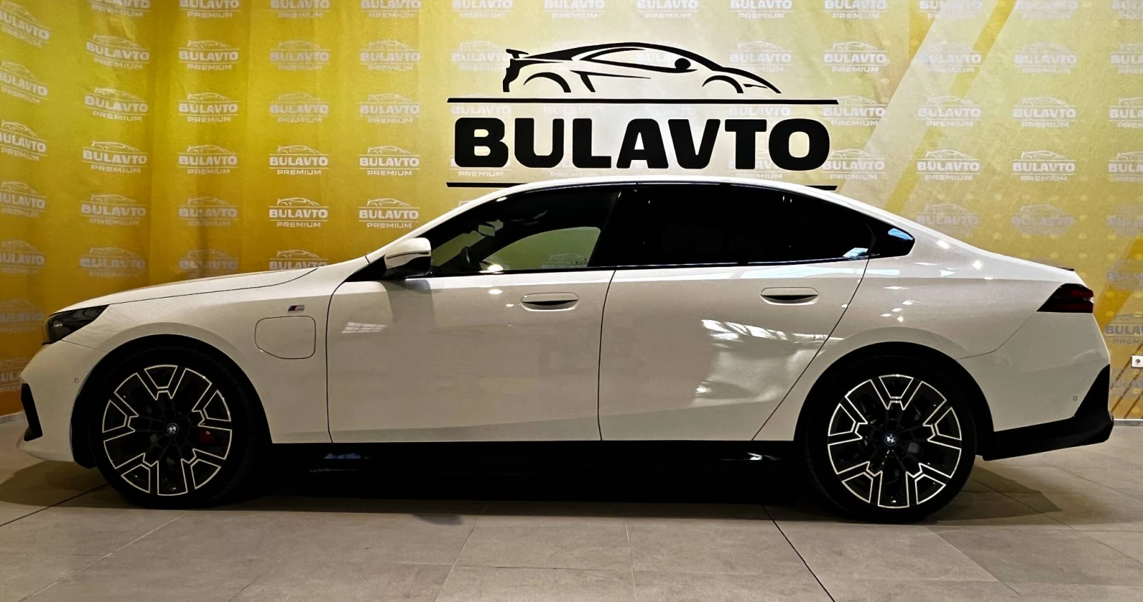 BMW 550 e xDrive, снимка 8 - Автомобили и джипове - 54138949