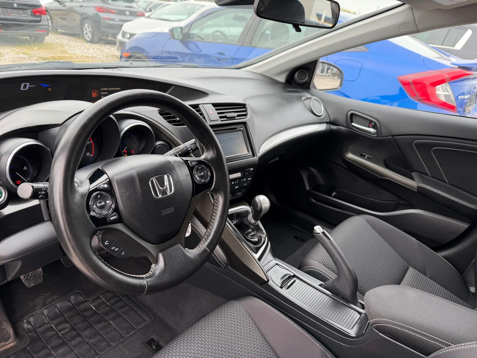 Honda Civic 1.6 I-DTEC, снимка 10 - Автомобили и джипове - 54191366