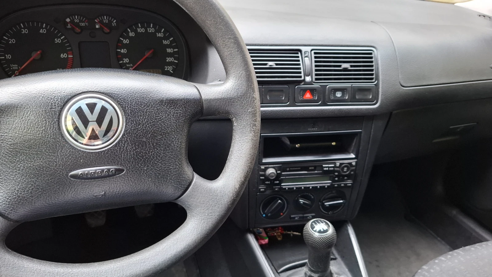 VW Golf 4, снимка 4 - Автомобили и джипове - 54483109