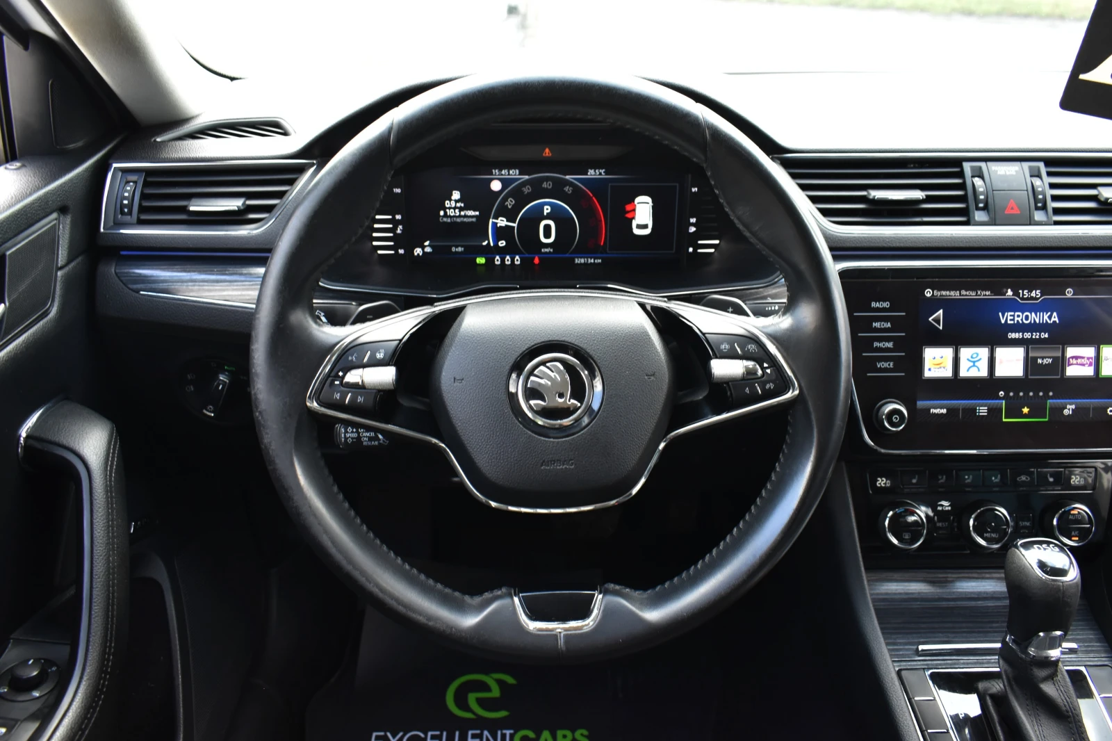 Skoda Superb 2.0TDI* AUTOMAT, снимка 11 - Автомобили и джипове - 54822886