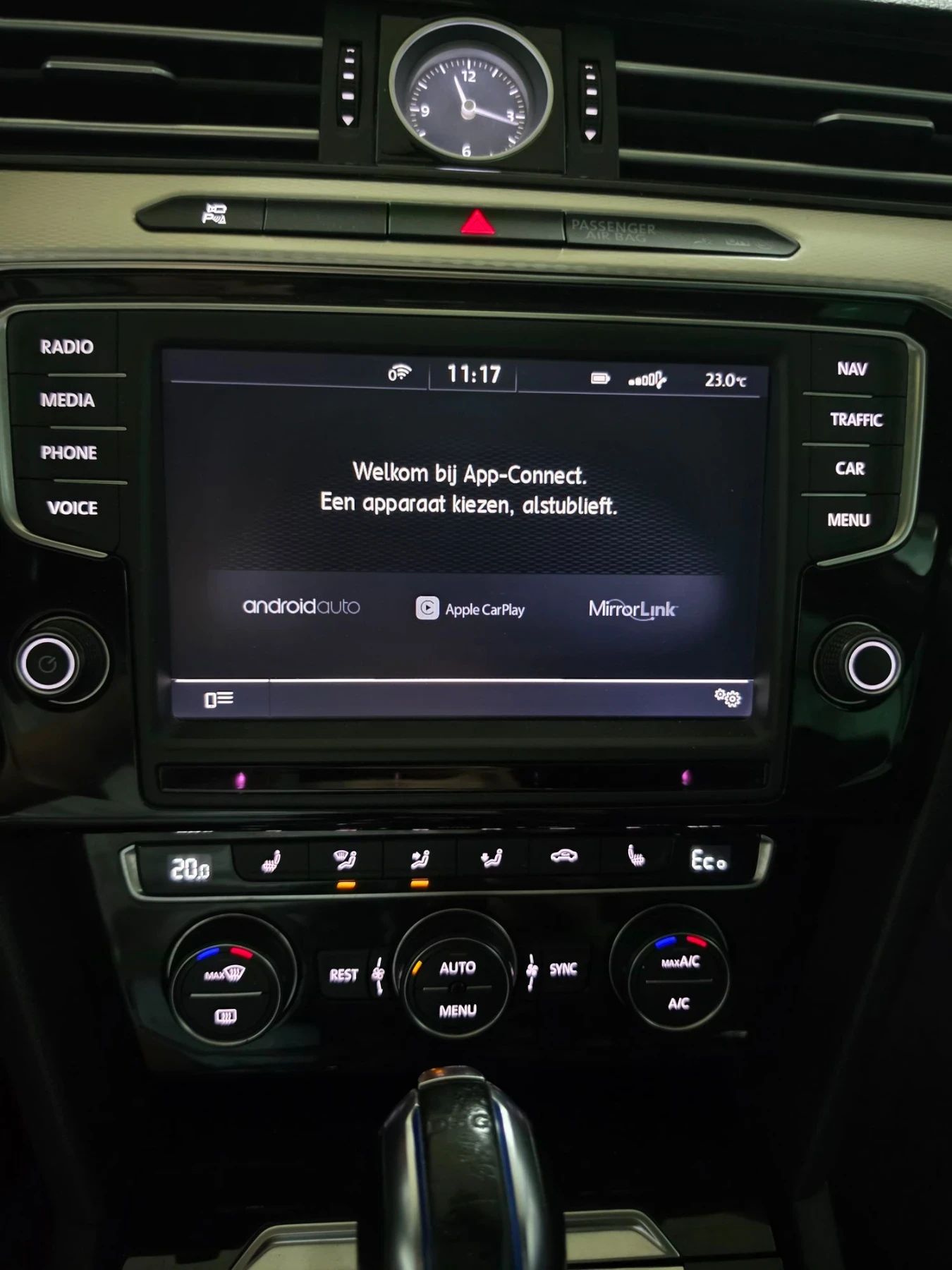 VW Passat GTE, 218к.с, DSG, FULL LED, снимка 15 - Автомобили и джипове - 55604580