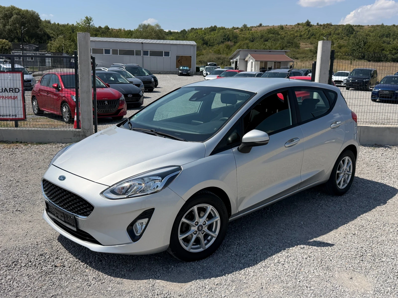 Ford Fiesta 1.1i LANE ASSIST CARPLAY SERVICE BOOK E6 TUV COC