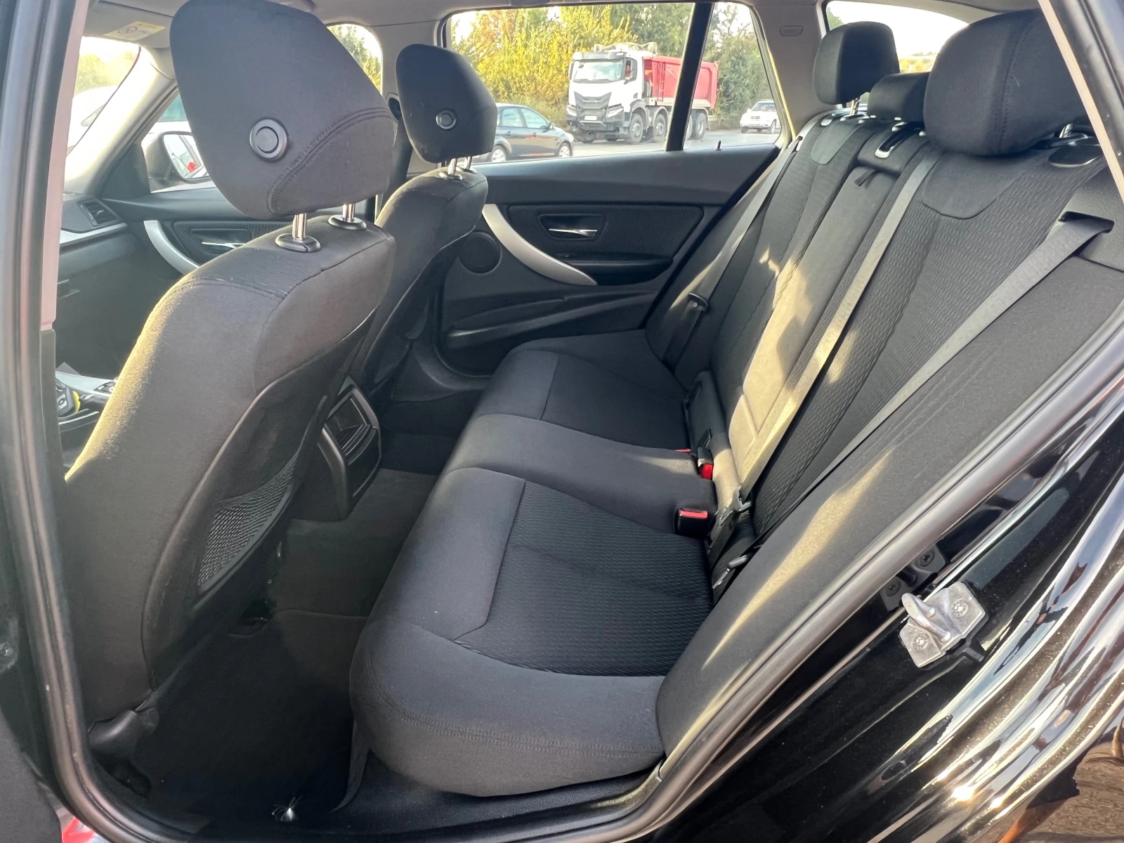 BMW 316, снимка 12 - Автомобили и джипове - 56416715