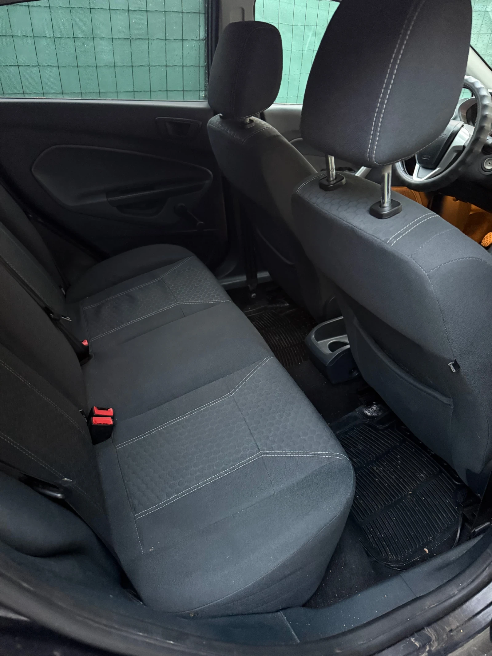Ford Fiesta, снимка 6 - Автомобили и джипове - 56550386