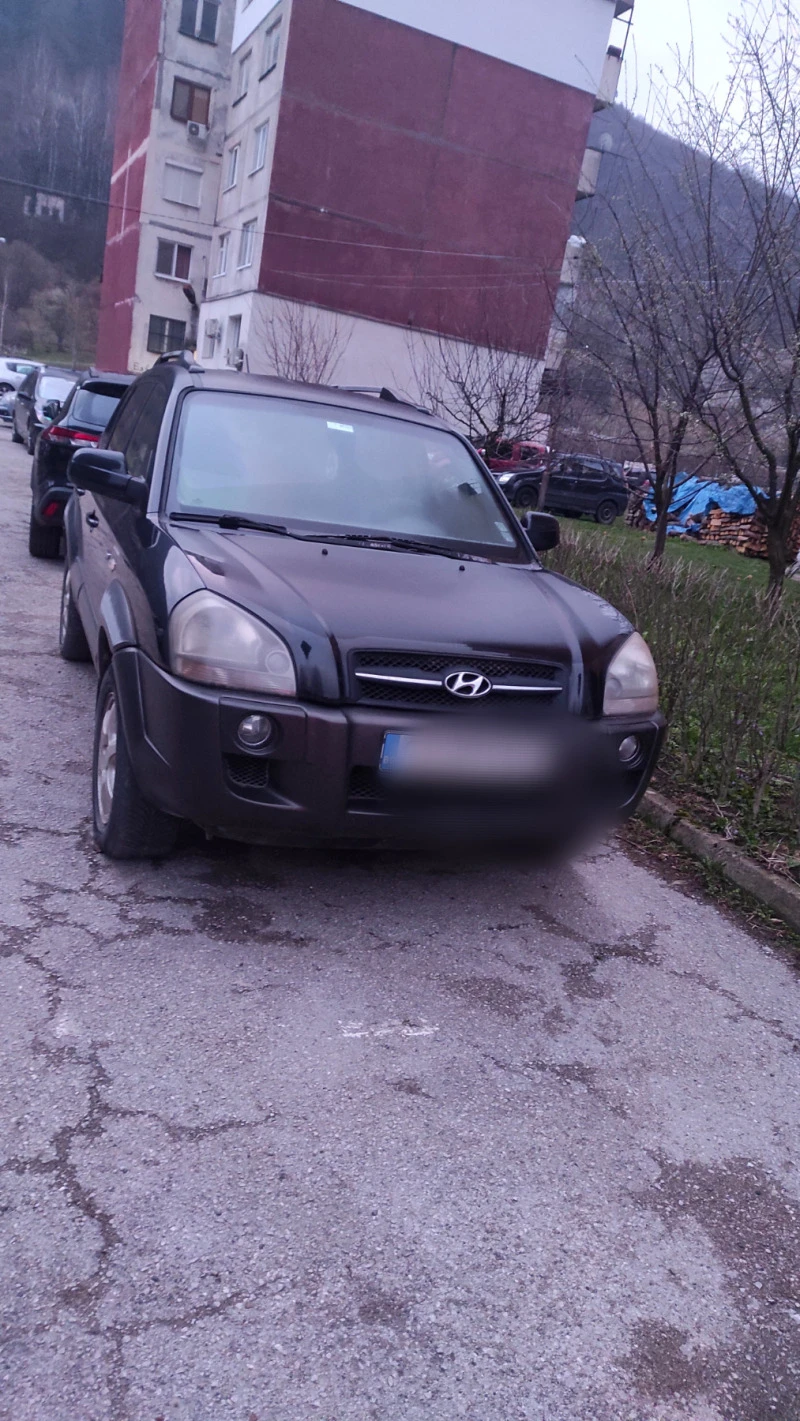 Hyundai Tucson, снимка 1 - Автомобили и джипове - 45037976