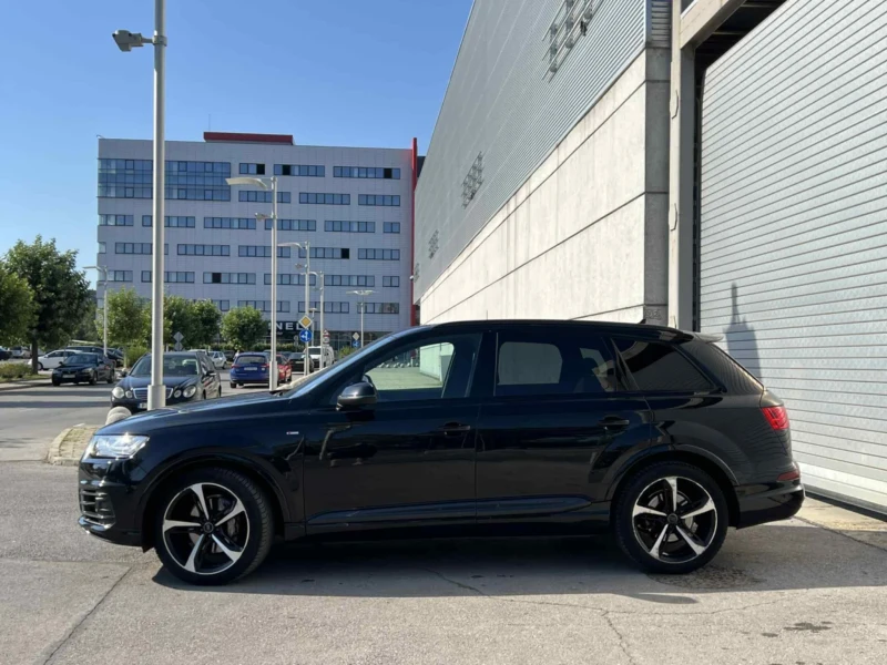 Audi Q7, снимка 3 - Автомобили и джипове - 52188662
