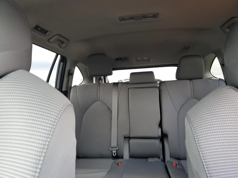 Toyota Highlander 2.4 Turbo (265 кс) Direct Shift, снимка 10 - Автомобили и джипове - 52864539