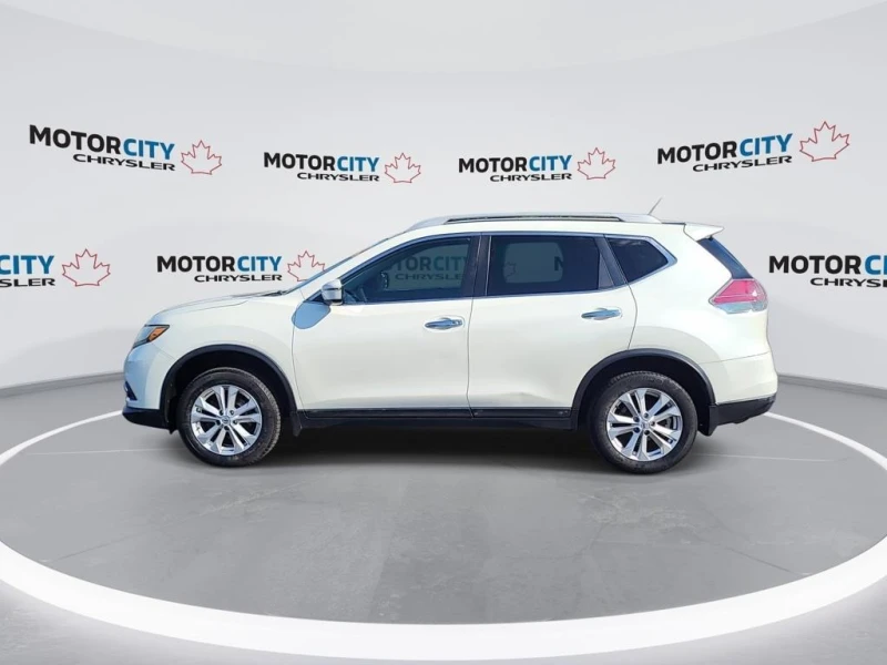 Nissan Rogue * S Low Ks AWD Heated Seats Bluetooth Rear Cam * C, снимка 5 - Автомобили и джипове - 52924026