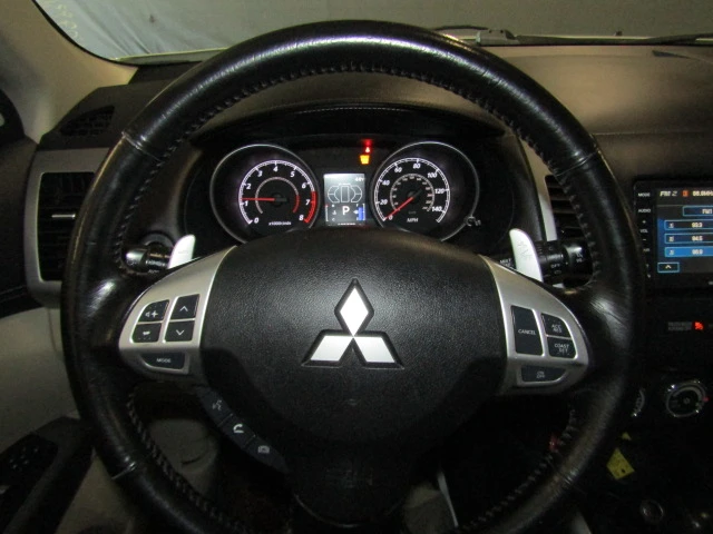 Mitsubishi Outlander 2012 Mitsubishi Outlander GT, снимка 10 - Автомобили и джипове - 48488296