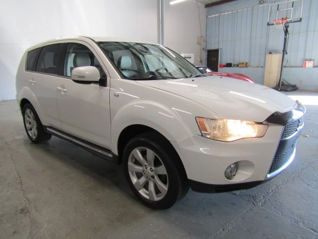 Mitsubishi Outlander 2012 Mitsubishi Outlander GT, снимка 3 - Автомобили и джипове - 48488296