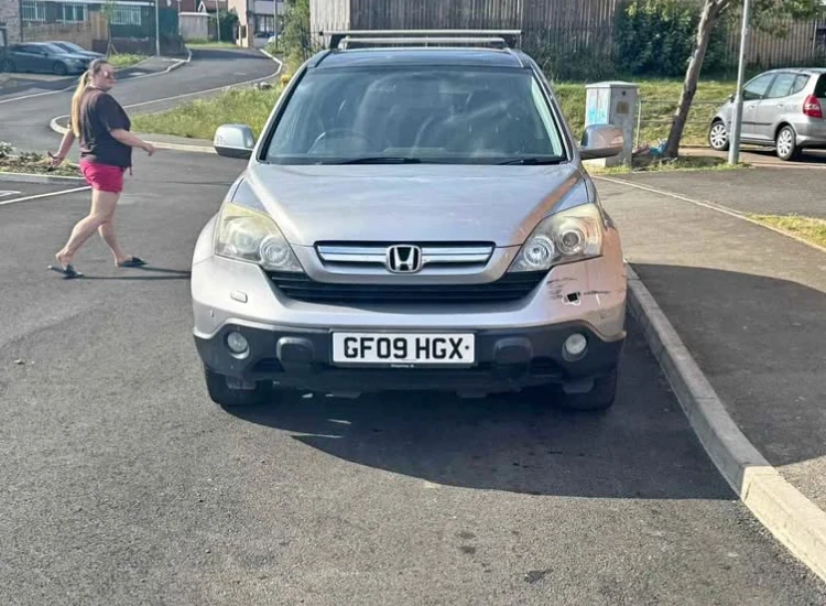 Honda Cr-v 2.2 i-ctdi - изображение 2