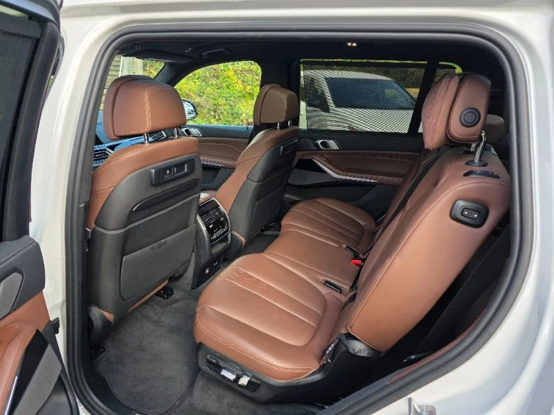 BMW X7 * xDrive40i * CARFAX *    | Mobile.bg   12