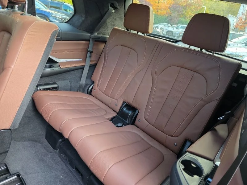 BMW X7 * xDrive40i * CARFAX *    | Mobile.bg   13