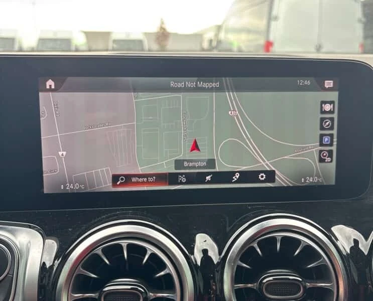 Mercedes-Benz GLA 250 AMG * 4MATIC * CARFAX * , снимка 9 - Автомобили и джипове - 56242776