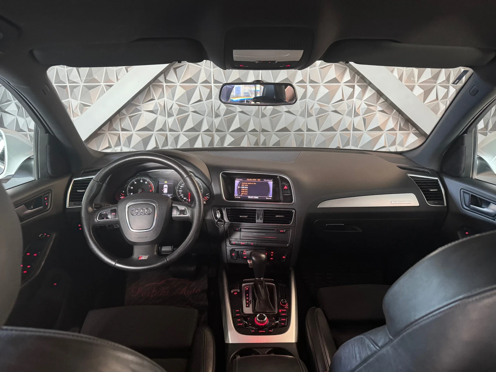 Audi Q5 2.0 TFSI QUATTRO * S LINE * Сменени вериги *  - изображение 6