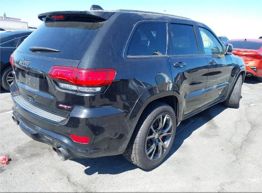 Jeep Grand cherokee SRT - изображение 6
