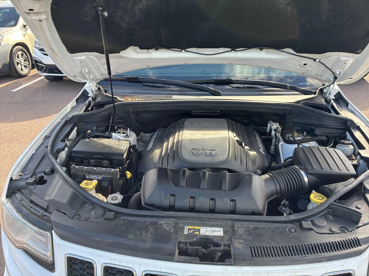 Jeep Grand cherokee Overland* 5.7HEMI* 8ZF* Distr* Въздух* Обдух* Пано - изображение 9