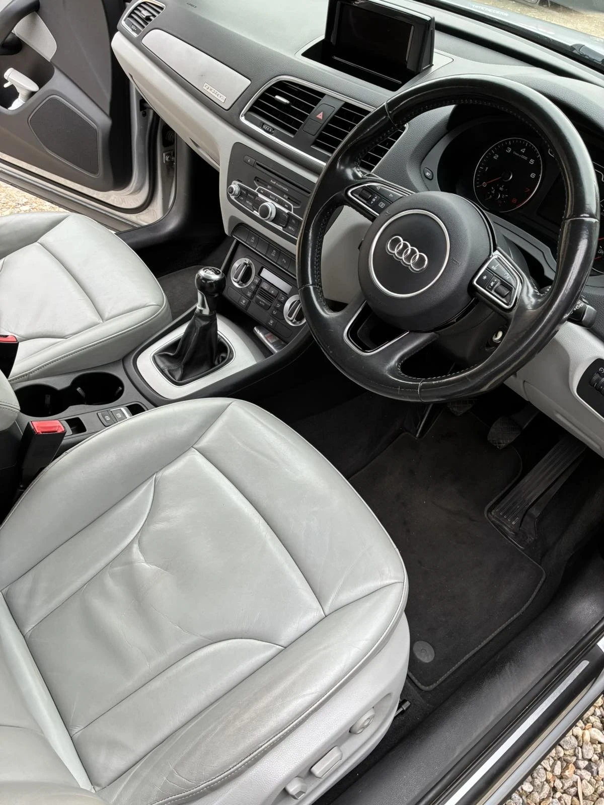 Audi Q3 4x4  | Mobile.bg   10