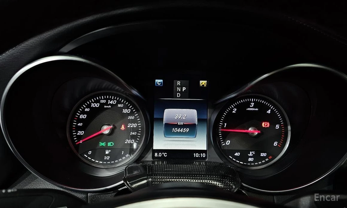 Mercedes-Benz GLC 220  - изображение 8