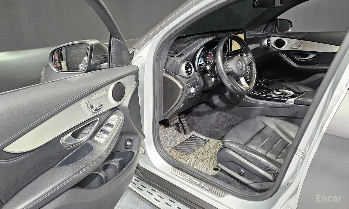 Mercedes-Benz GLC 220  - изображение 10