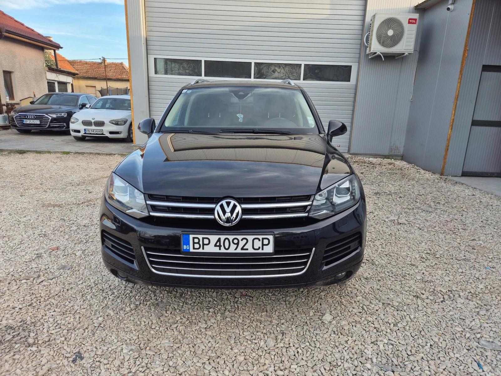 VW Touareg 3.0 tdi 245 ps , снимка 14 - Автомобили и джипове - 54339714