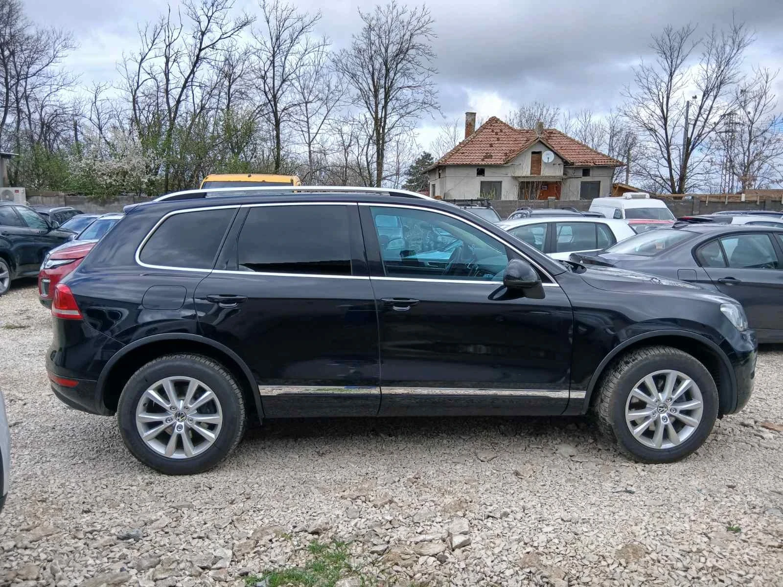 VW Touareg 3.0 tdi 245 ps , снимка 4 - Автомобили и джипове - 54079676