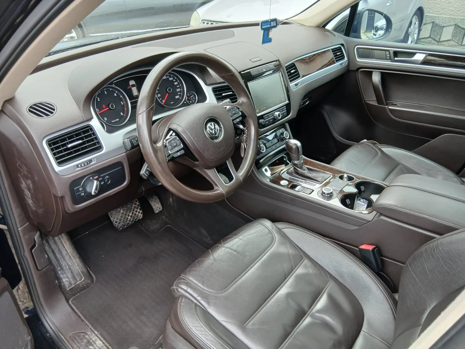 VW Touareg 3.0 tdi 245 ps , снимка 8 - Автомобили и джипове - 54079676